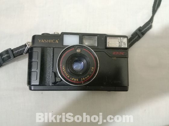 YASHICA MF-2 super